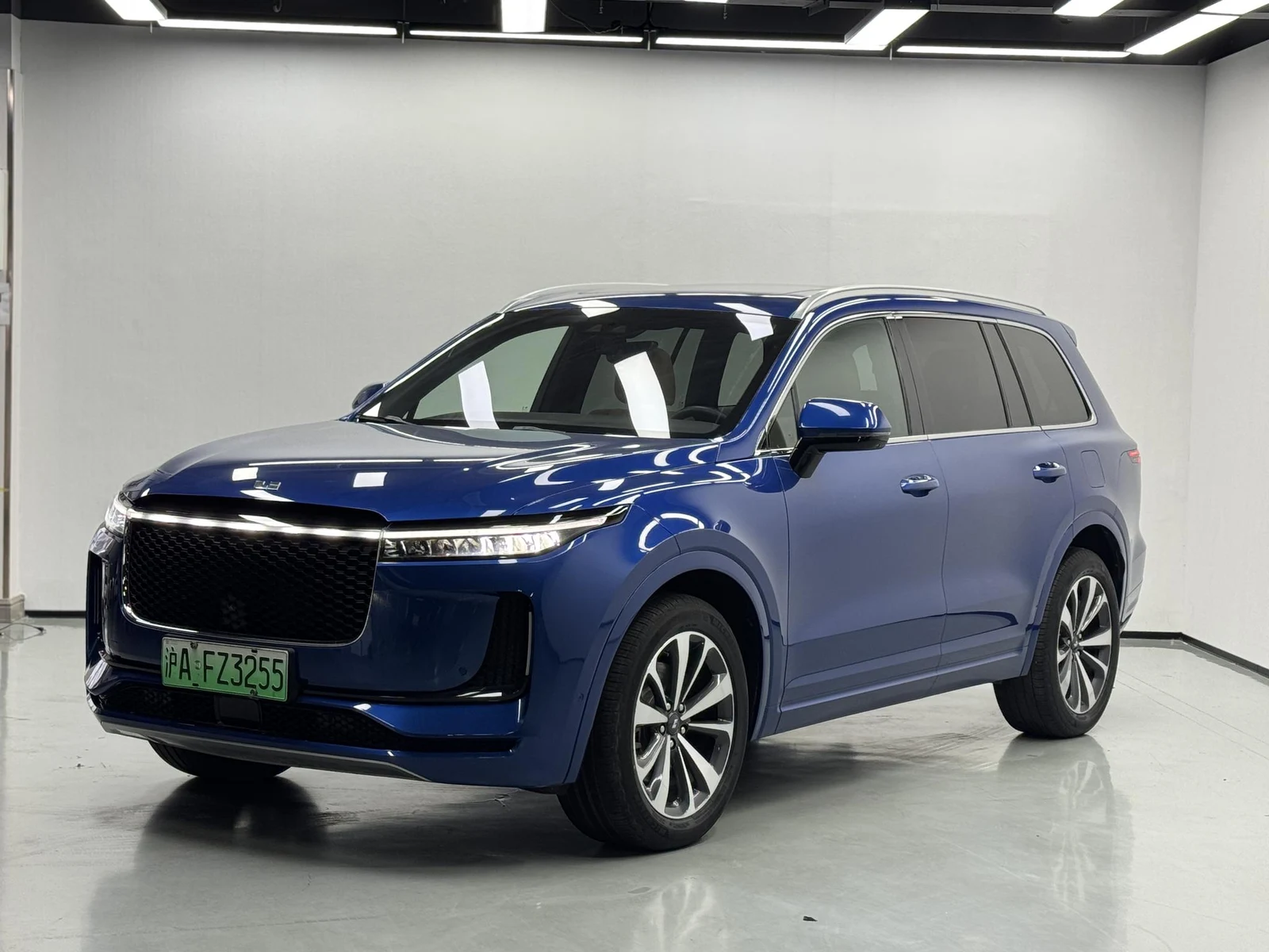 Li Auto ONE