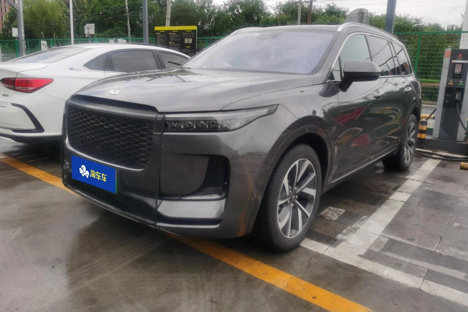 Li Auto ONE