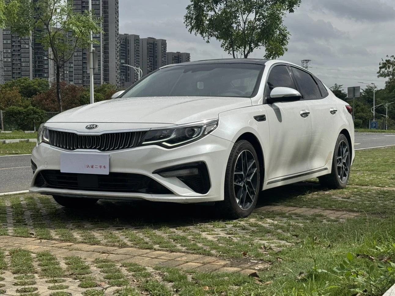 Kia K5