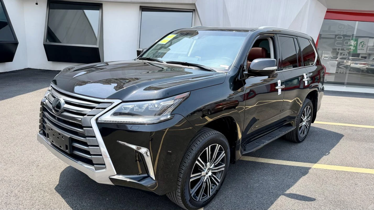 Lexus LX