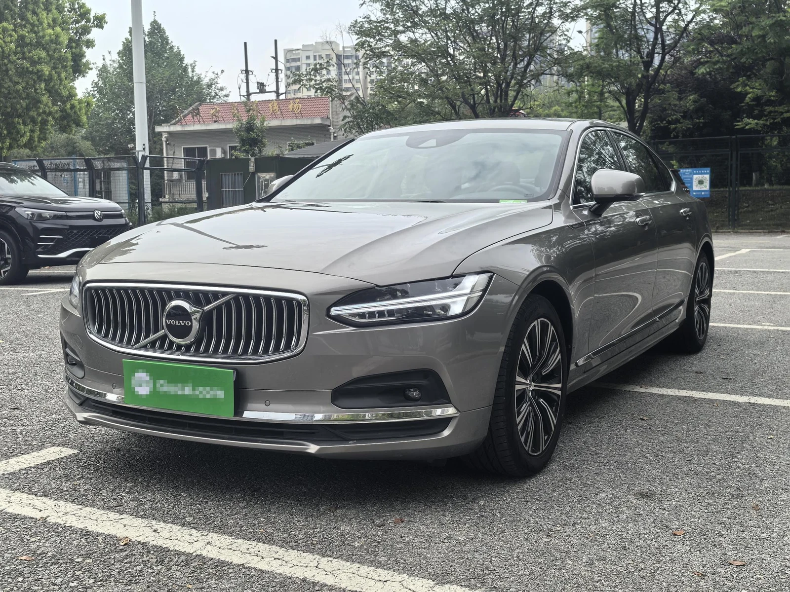 Volvo S90