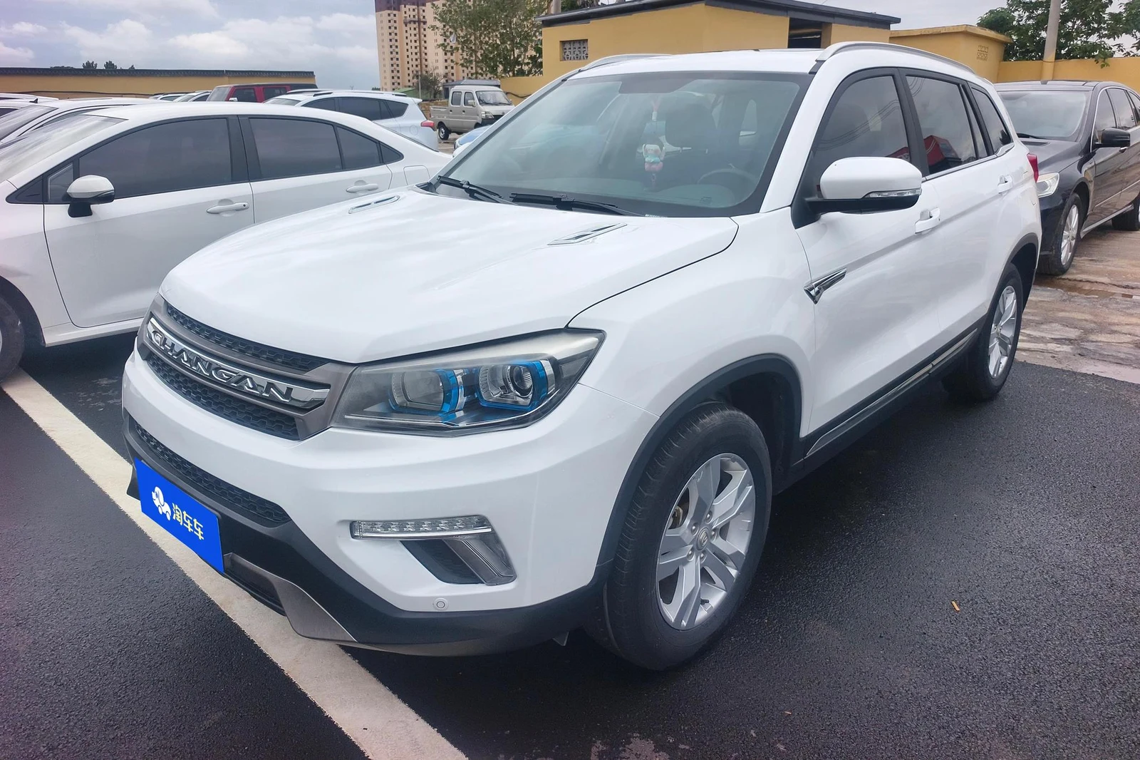 Changan CS75