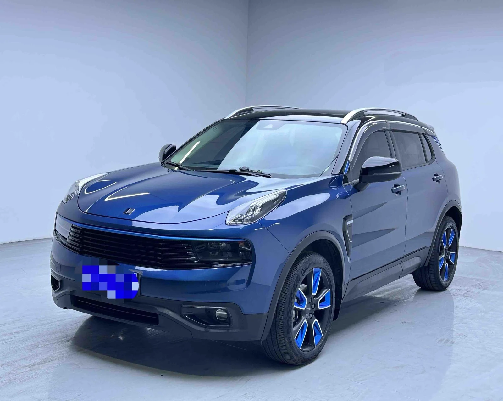 Lynk & Co 01