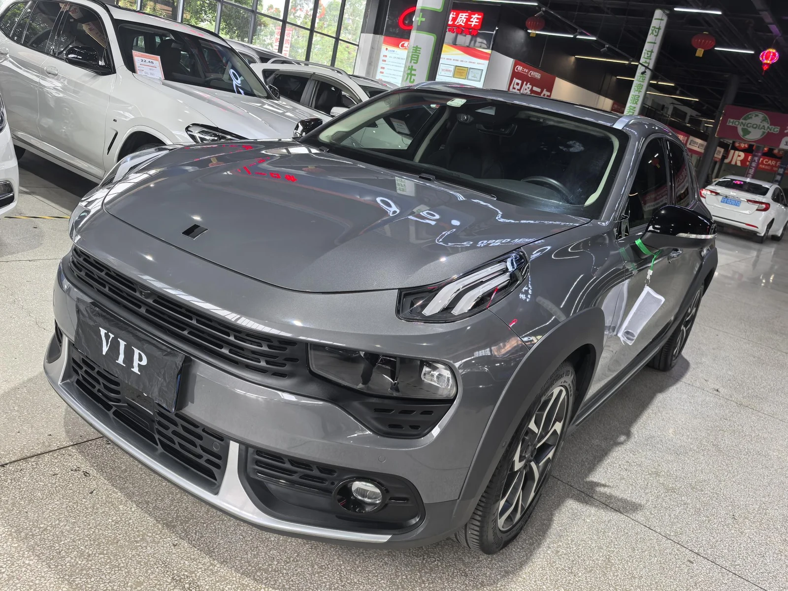 Lynk & Co 02