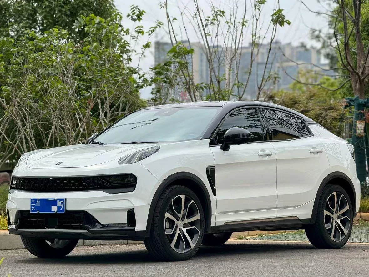 Lynk & Co 05