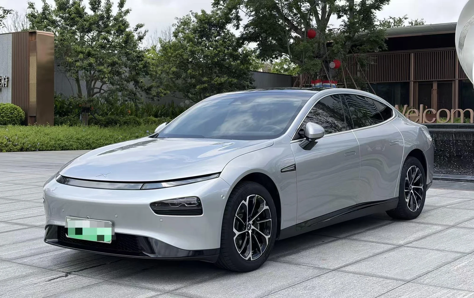 Xpeng P7
