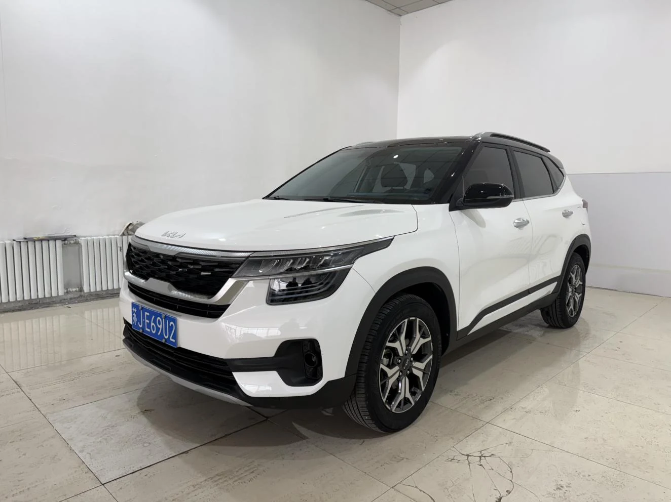 Kia KX3