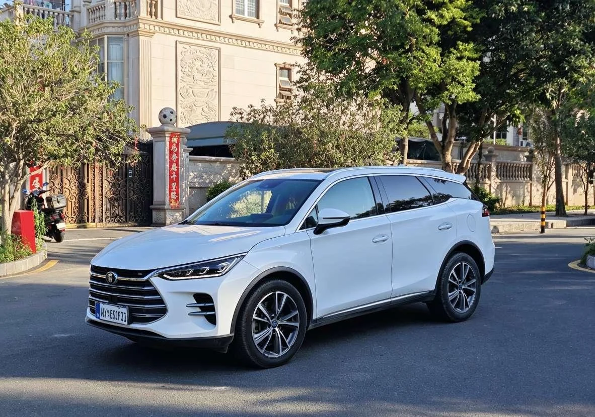 BYD Tang