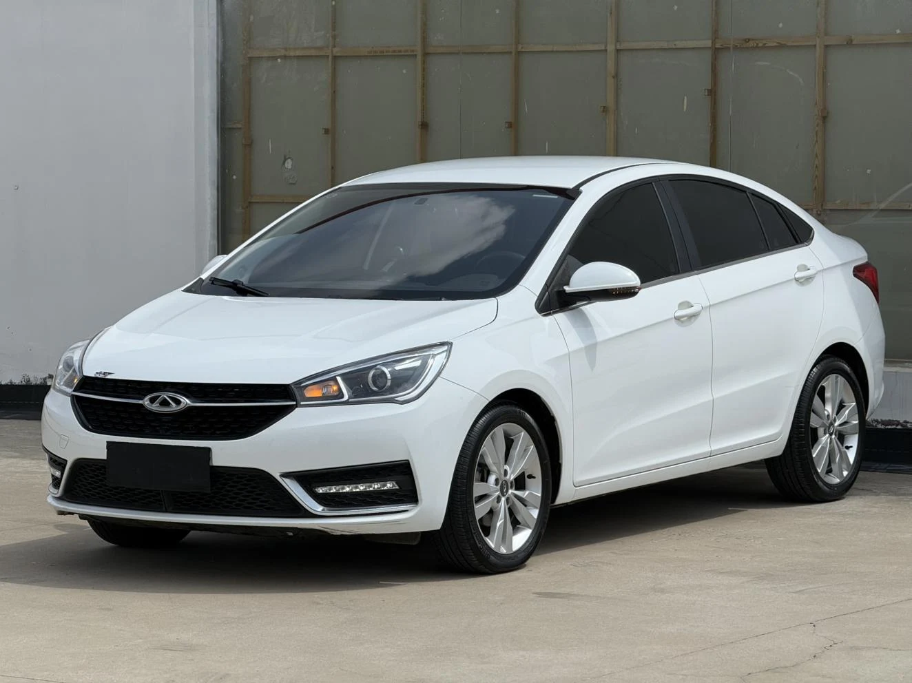 Chery Arrizo 5