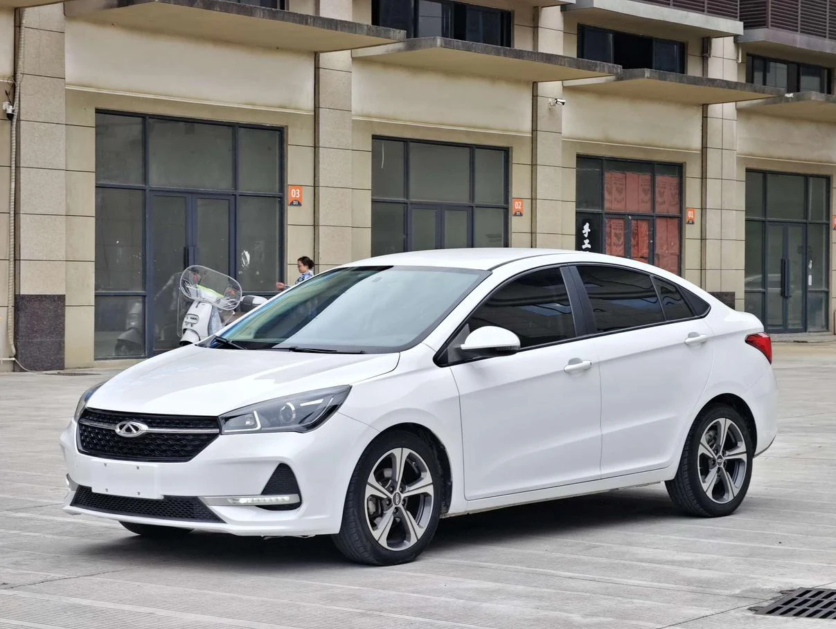 Chery Arrizo 5