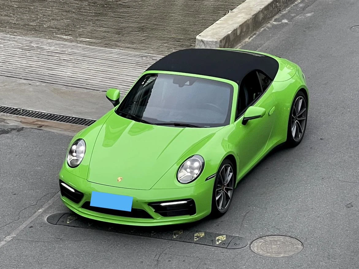 Porsche 911