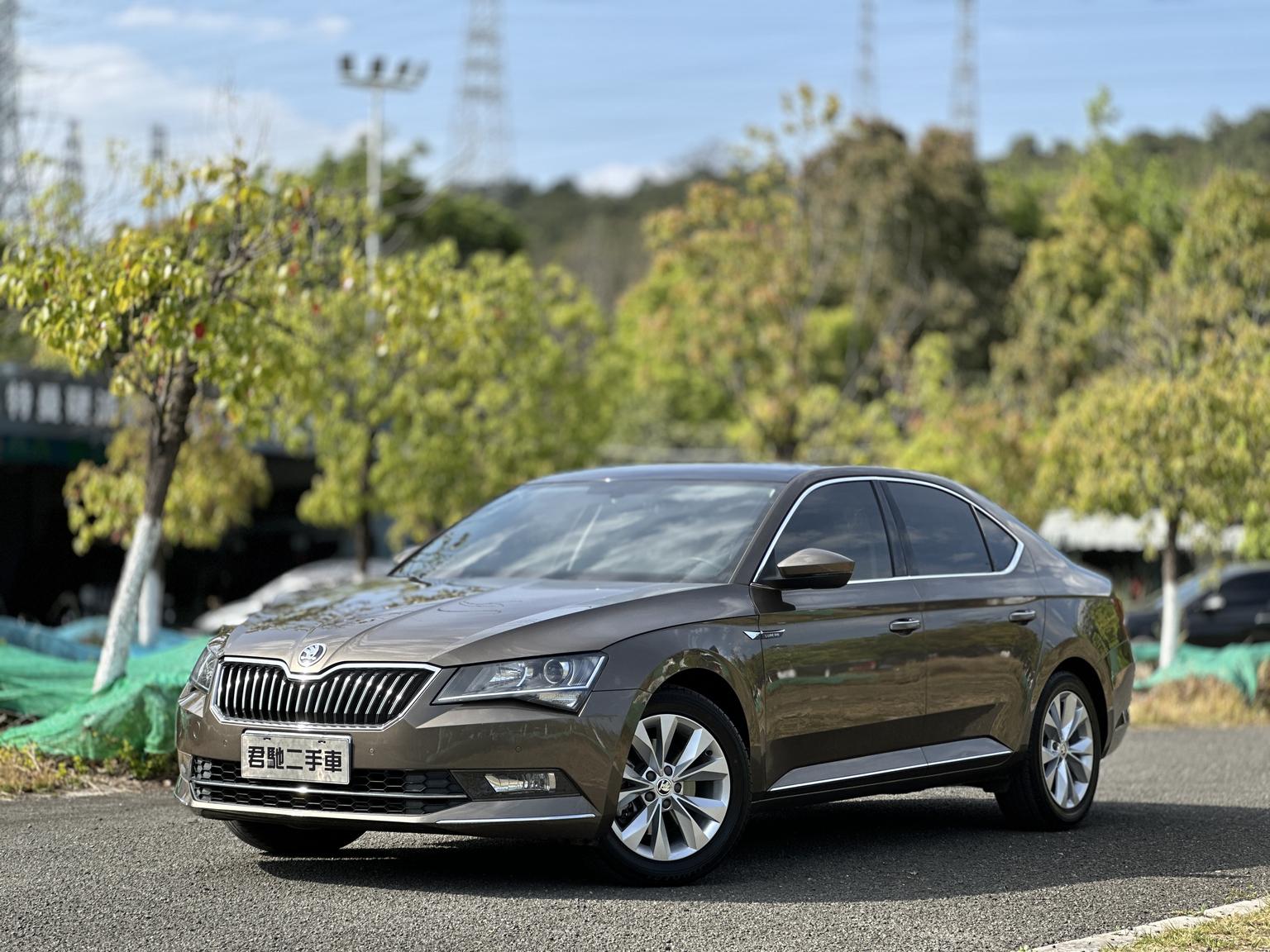 Skoda Superb