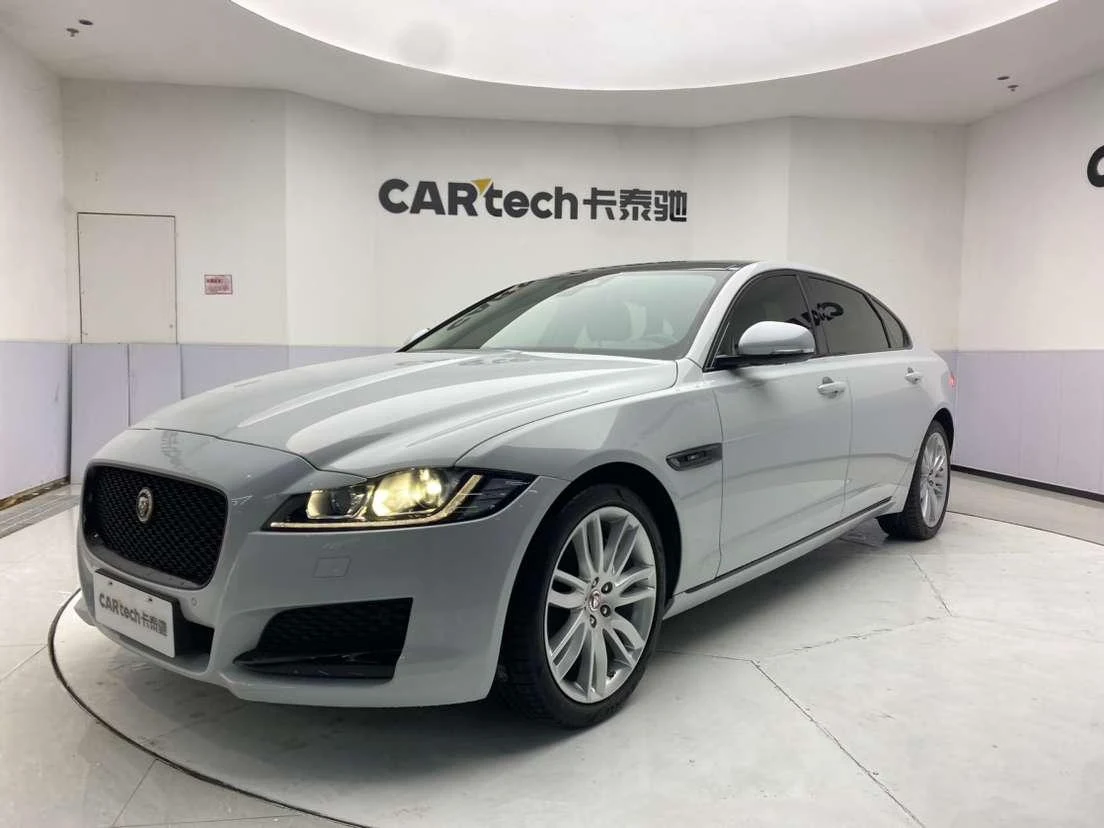 Jaguar XFL