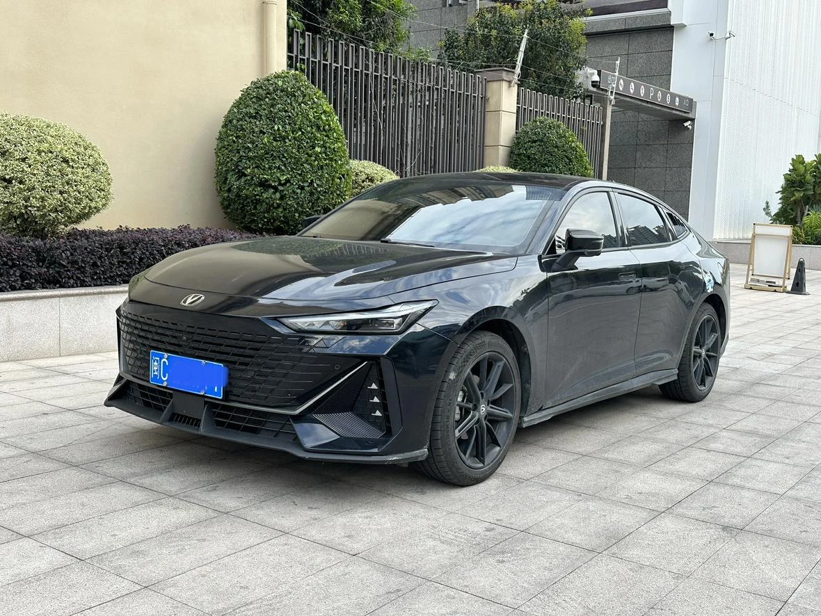 Changan UNI-V