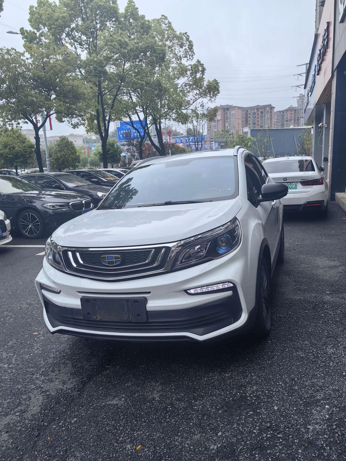 Geely Vision X3