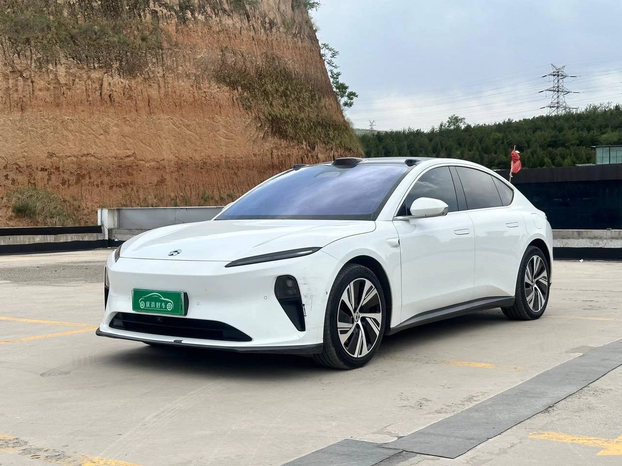NIO ET5