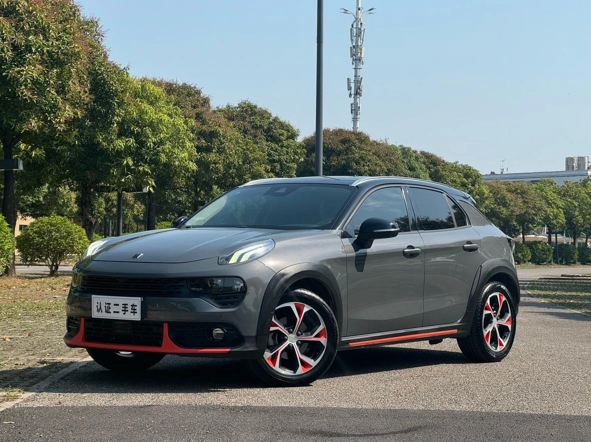 Lynk & Co 02