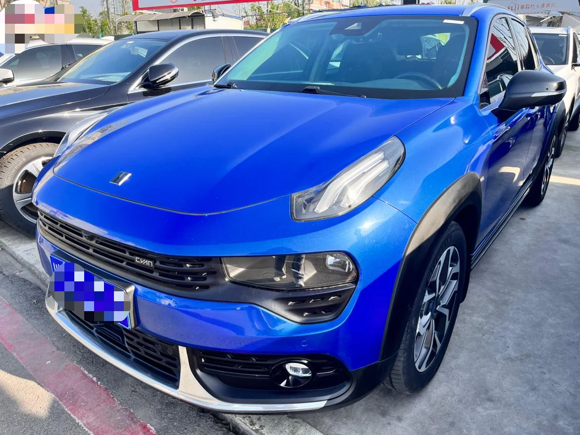 Lynk & Co 02