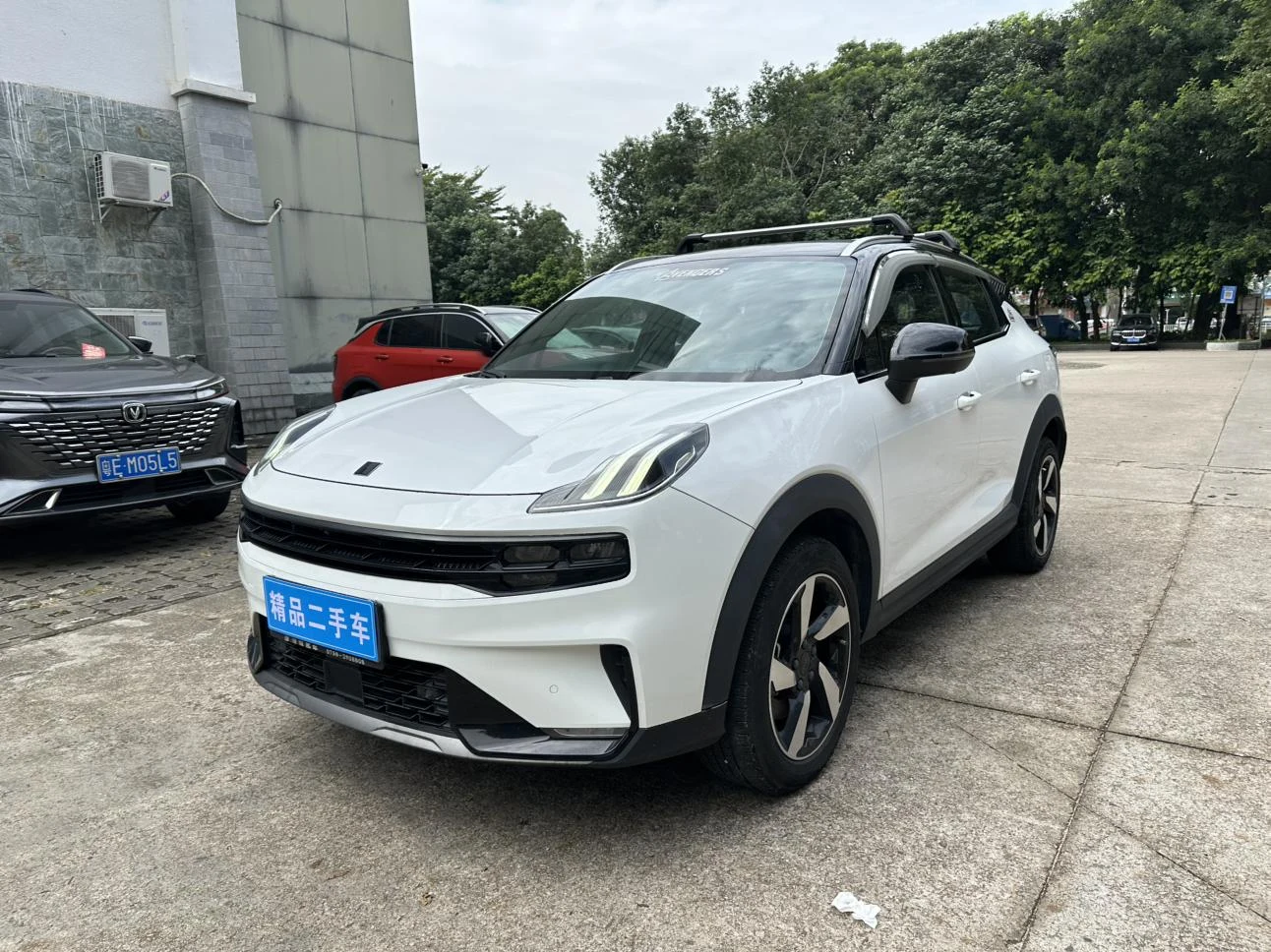 Lynk & Co 06