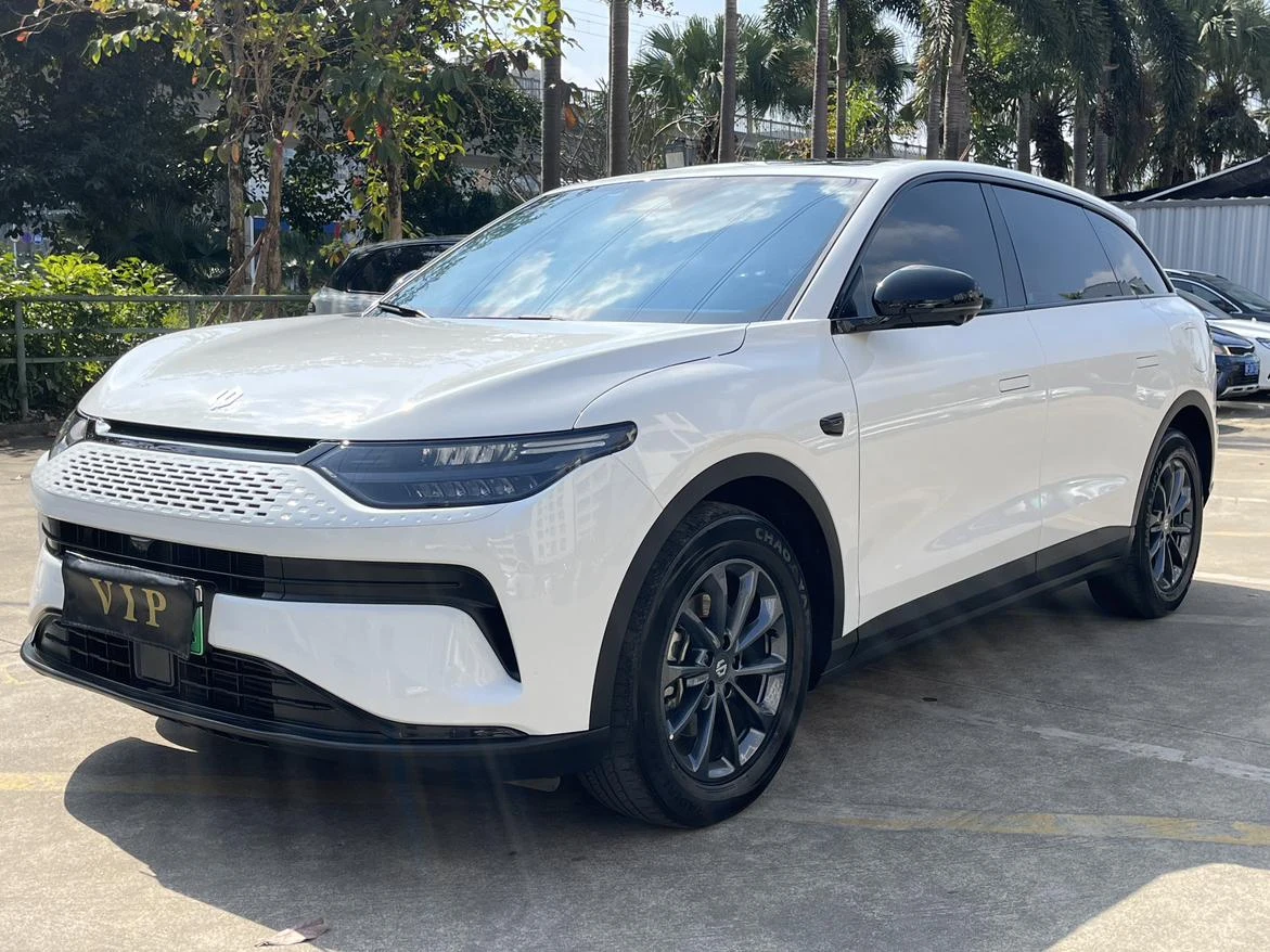 Leapmotor C11