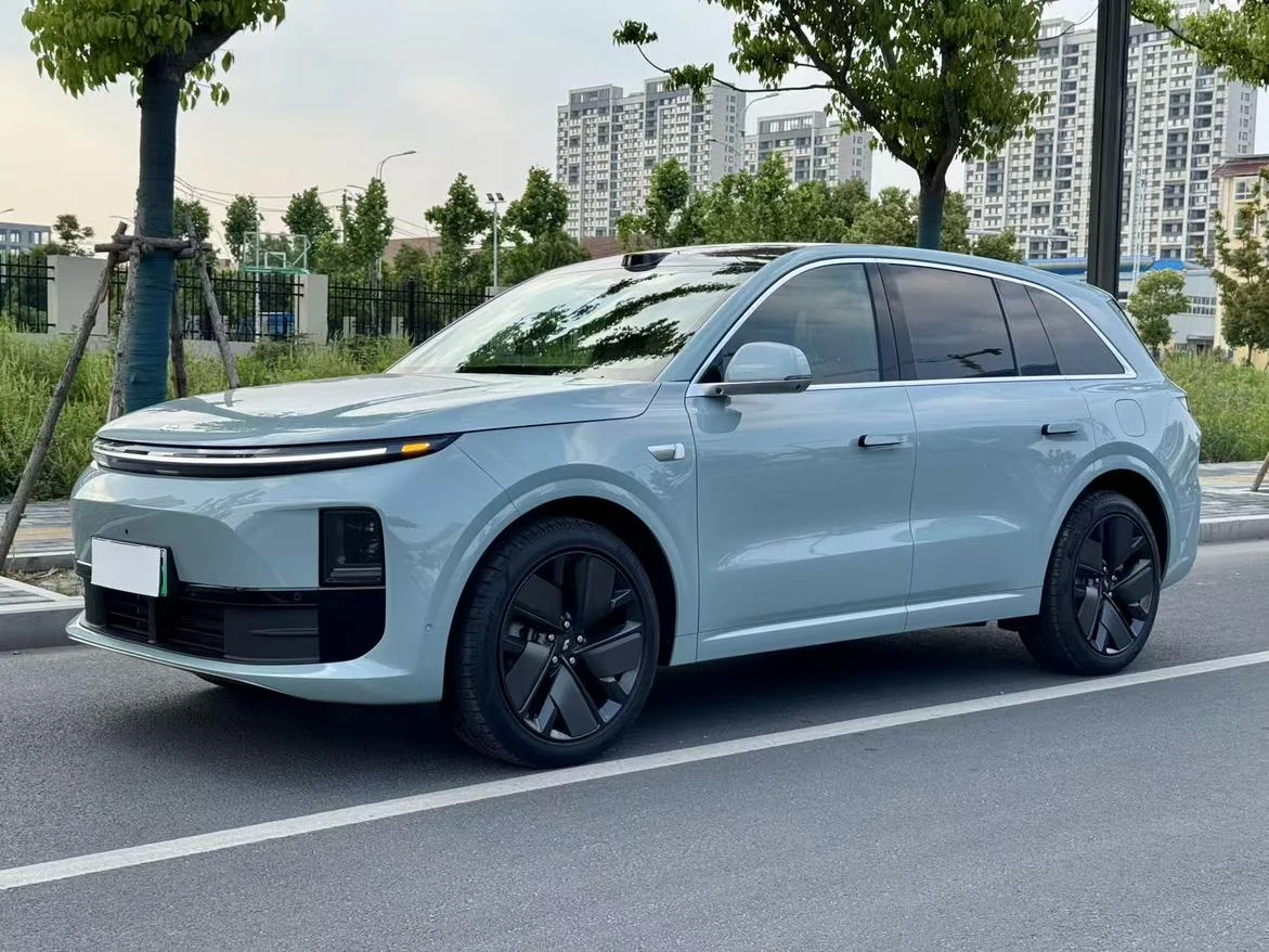 Li Auto L6
