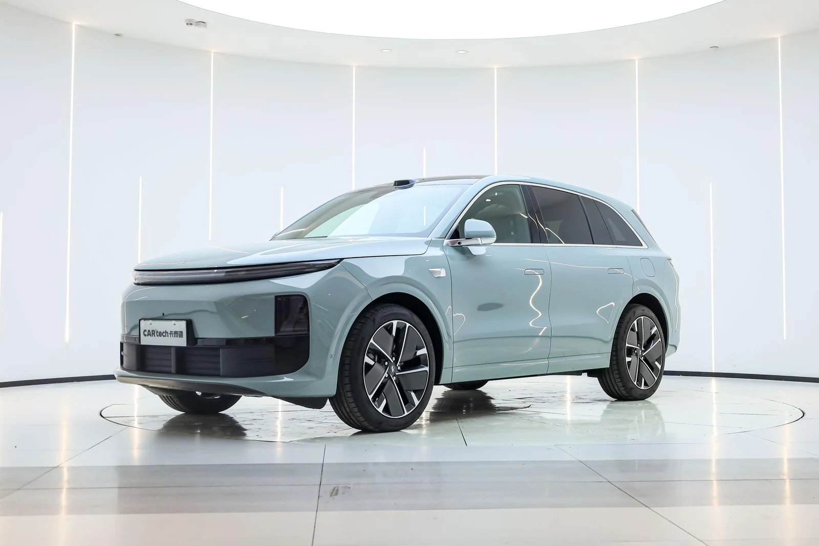 Li Auto L6