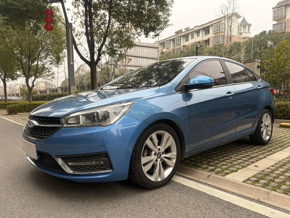 Chery Arrizo 5