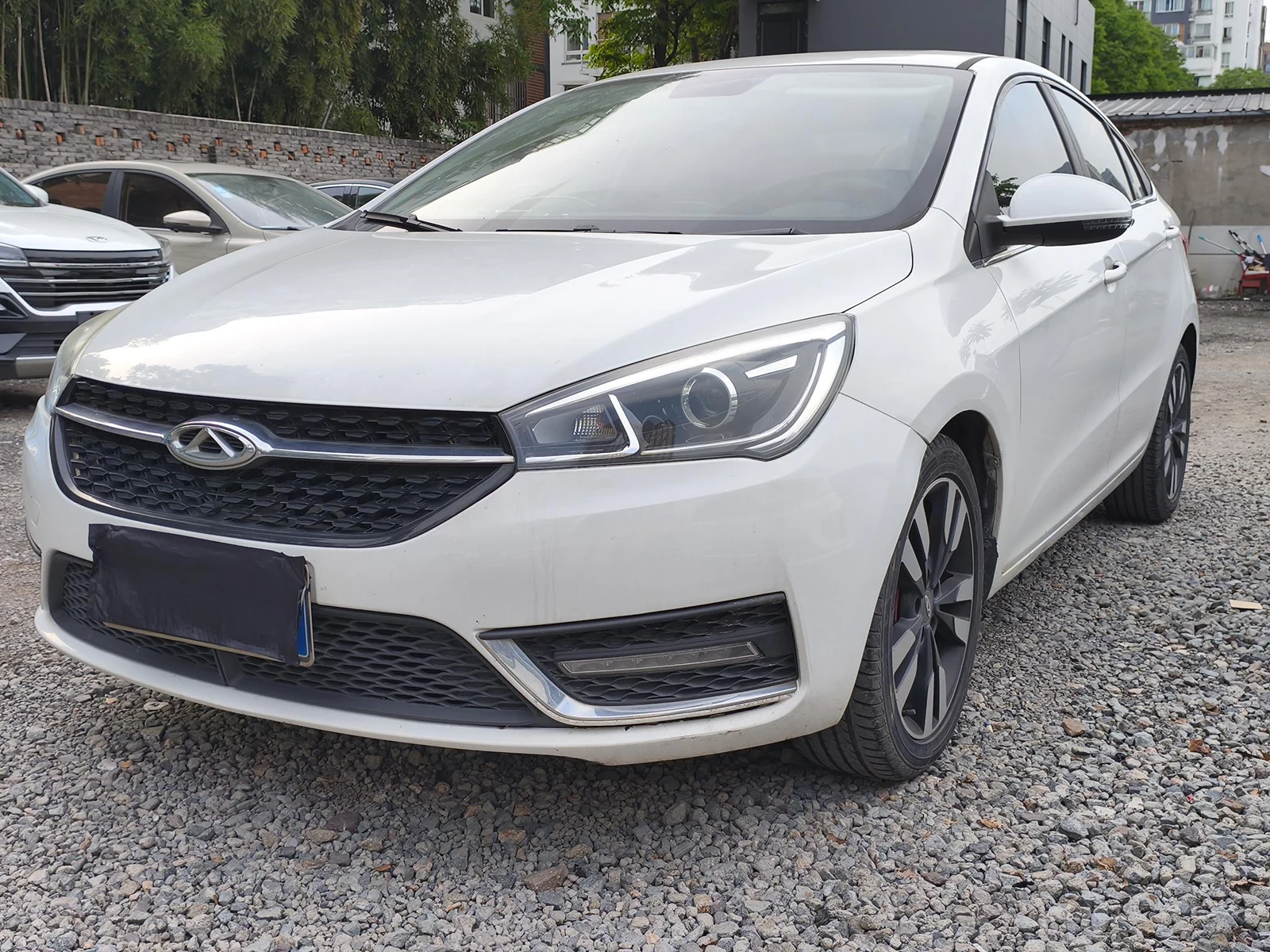 Chery Arrizo 5