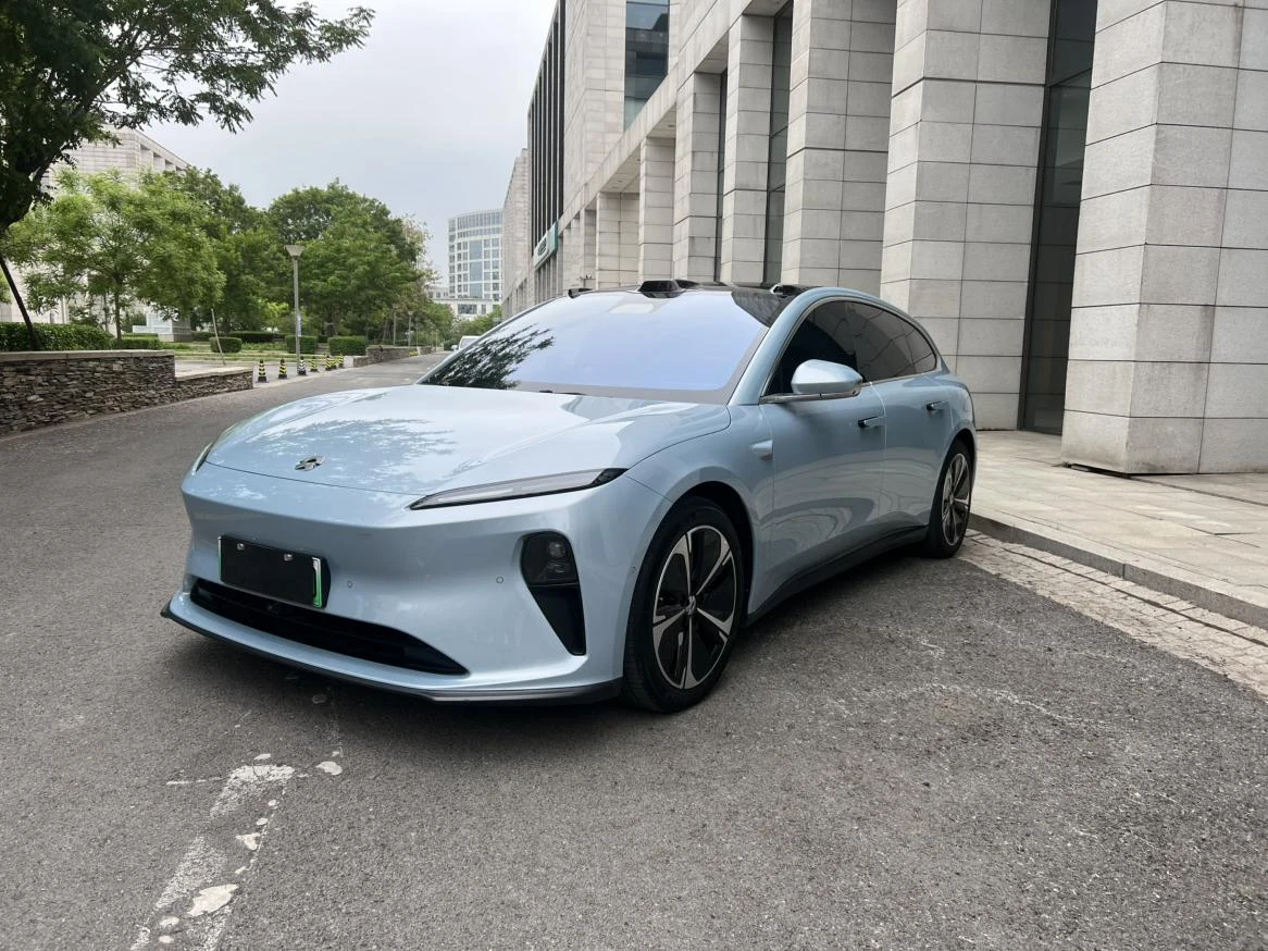 NIO ET5T