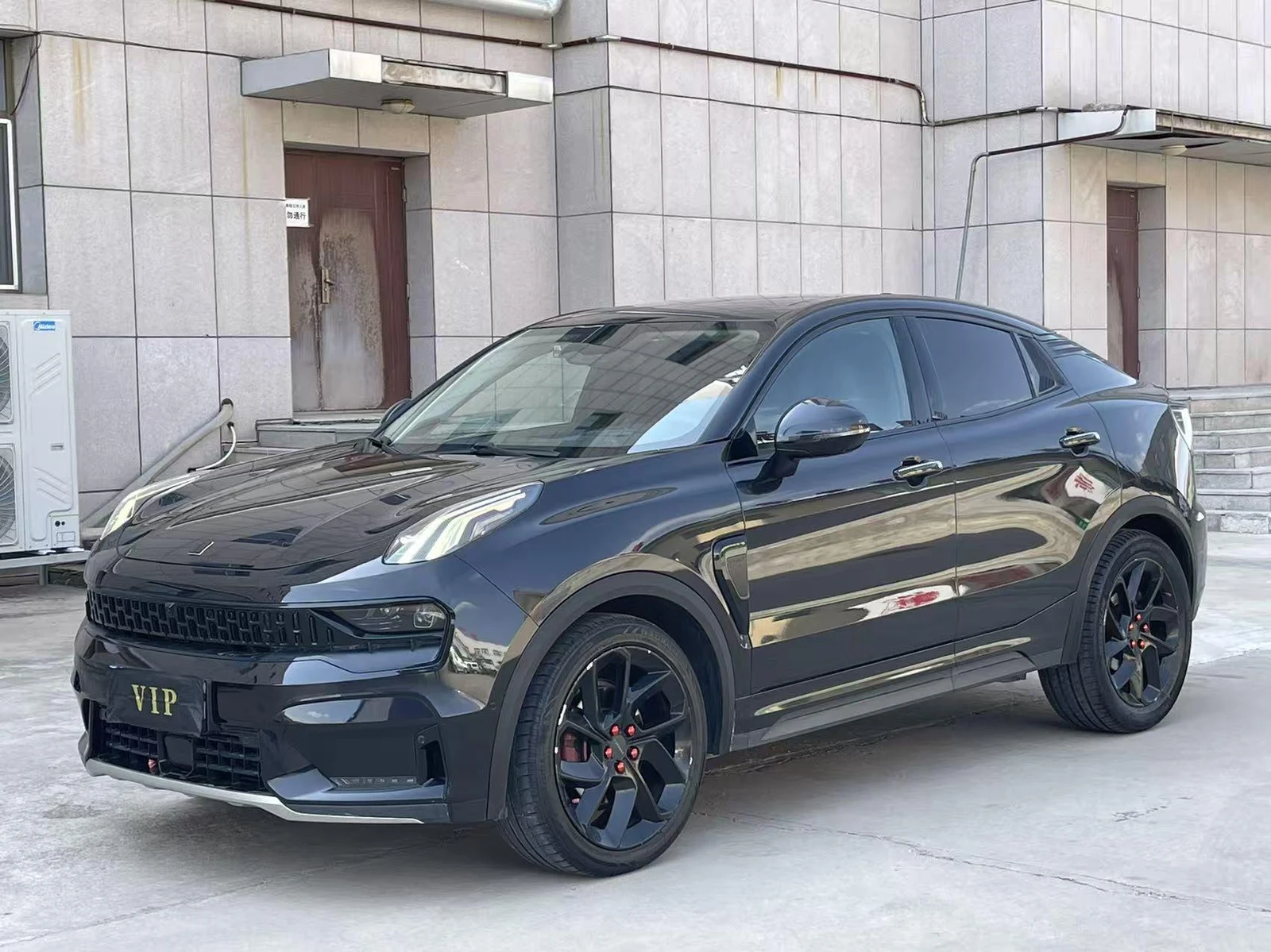 Lynk & Co 05