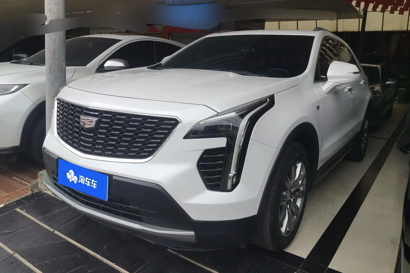 Cadillac XT4
