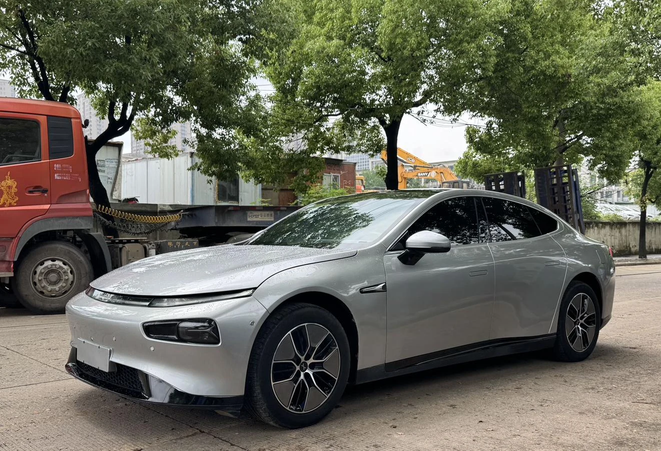 Xpeng P7