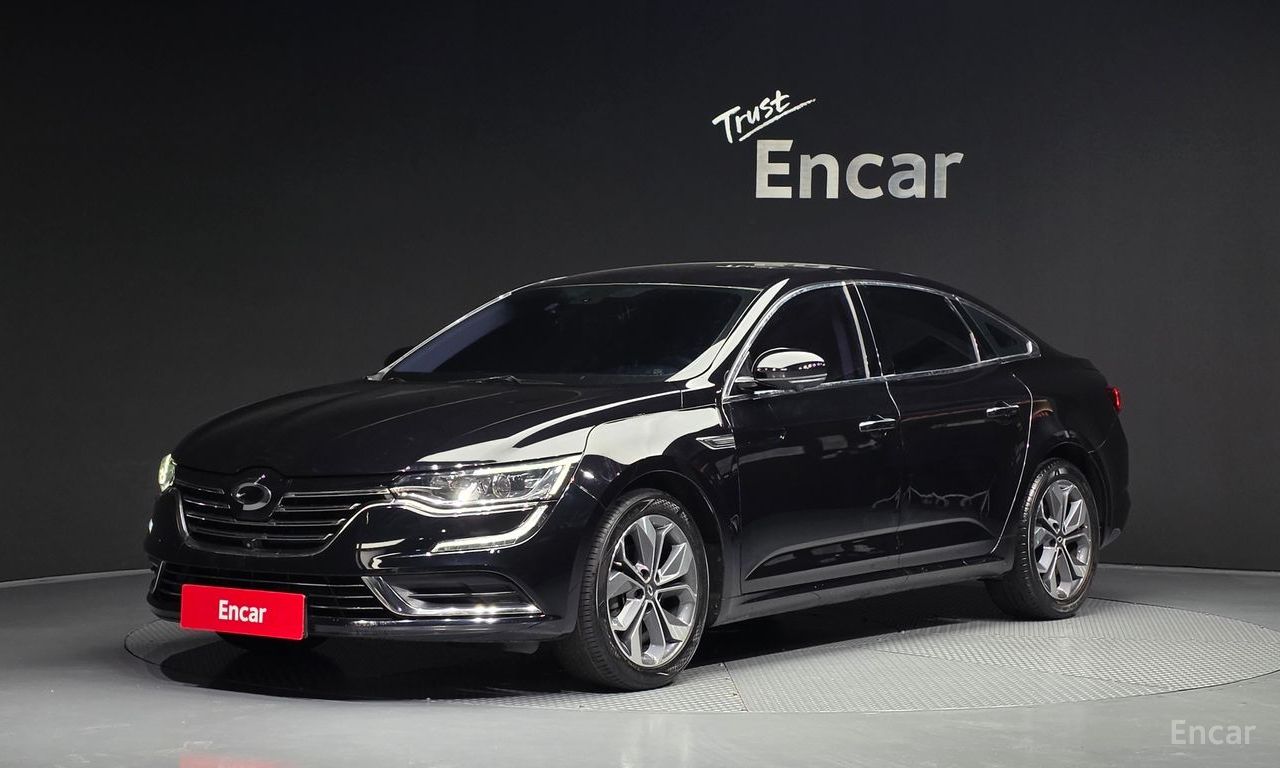 Renault SM6