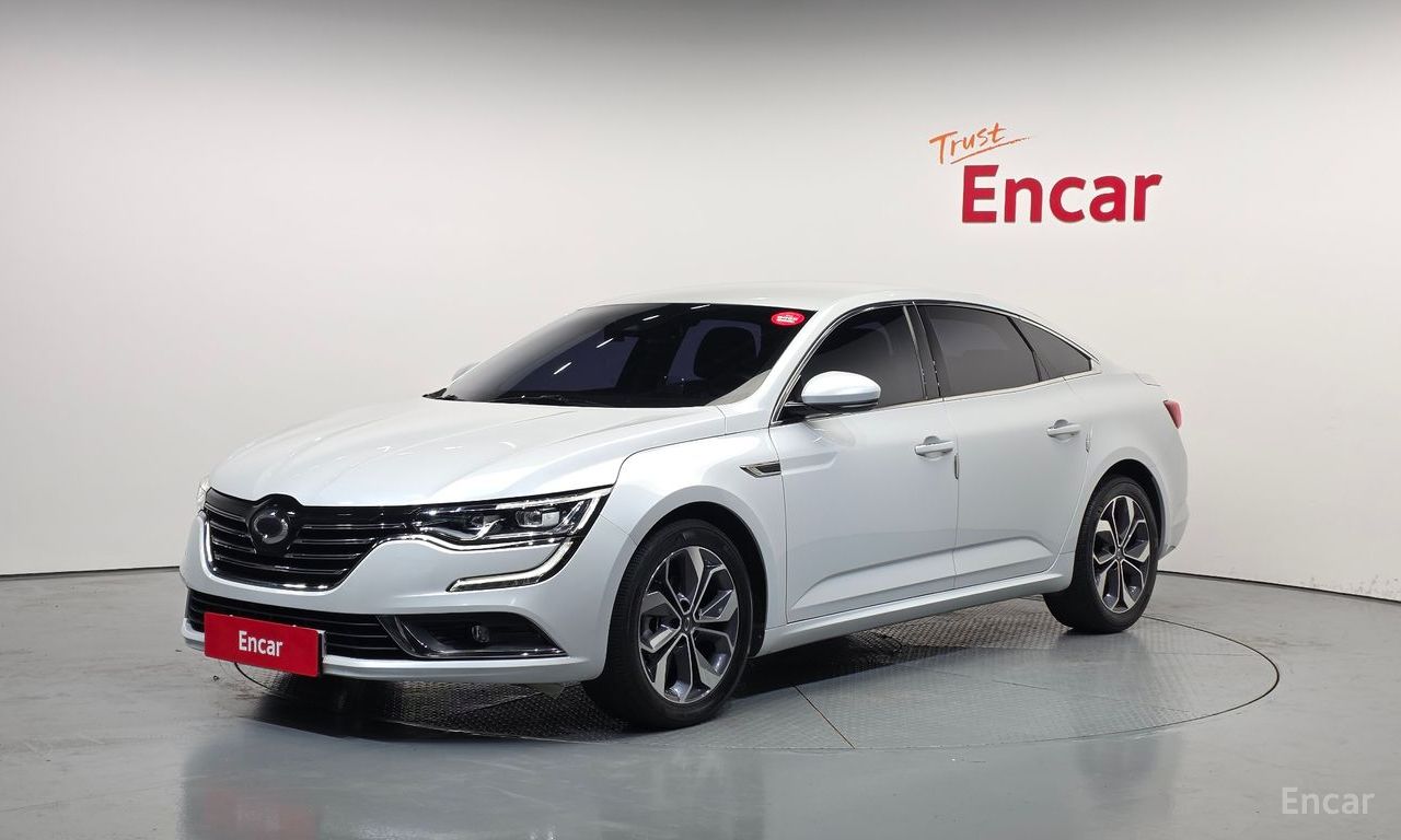 Renault SM6