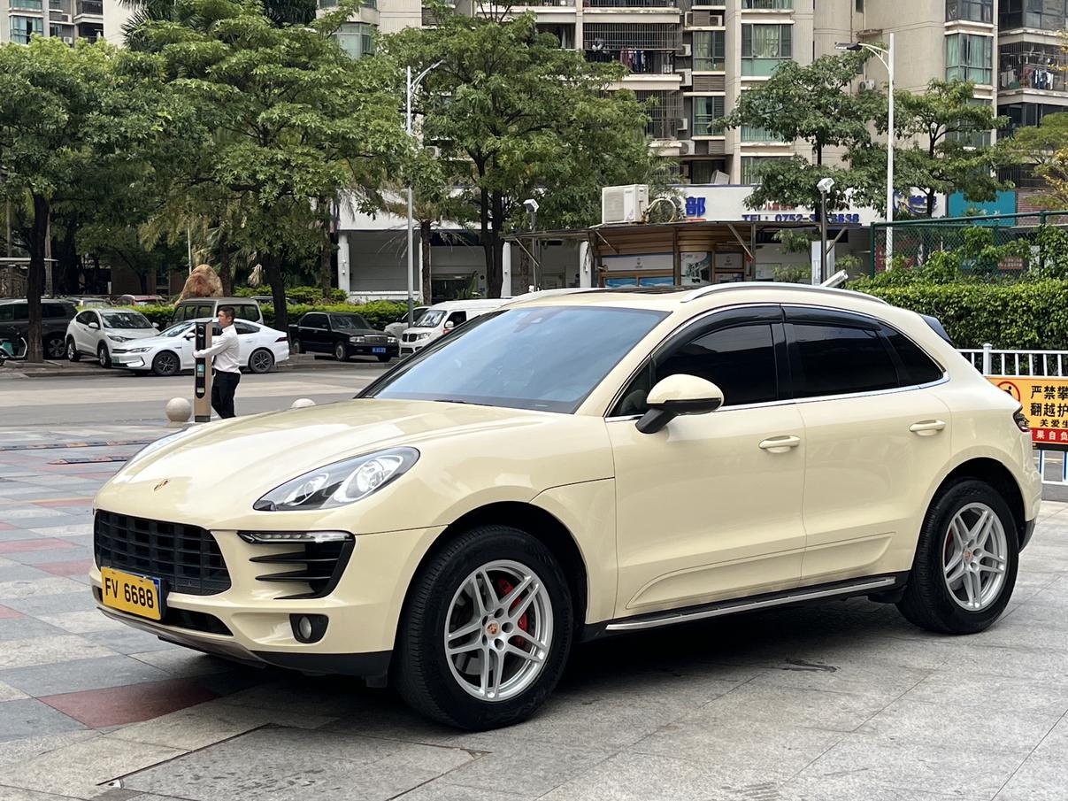 Porsche Macan