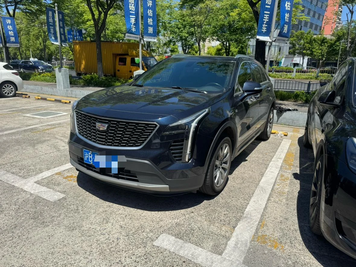 Cadillac XT4