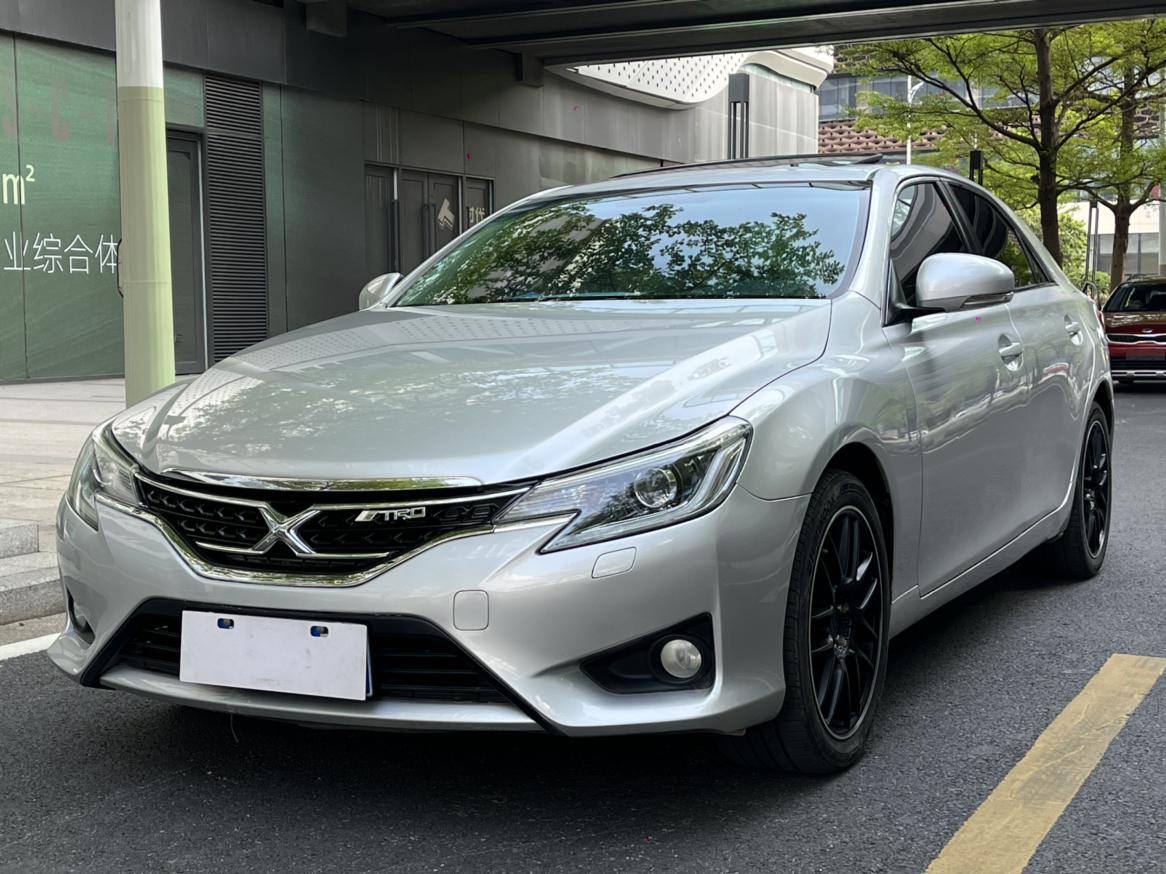 Toyota Reiz