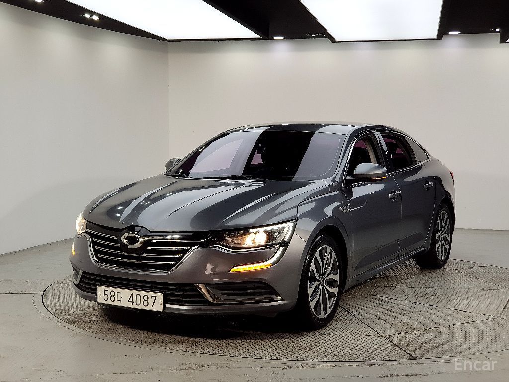 Renault SM6