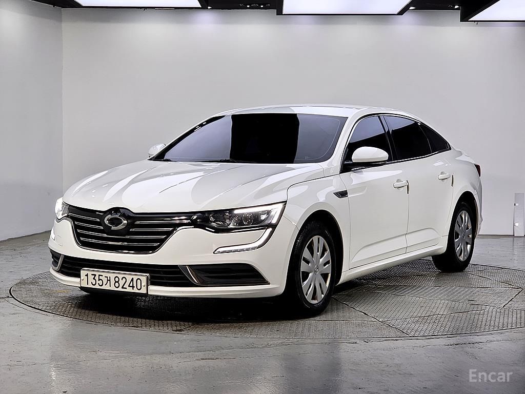 Renault SM6