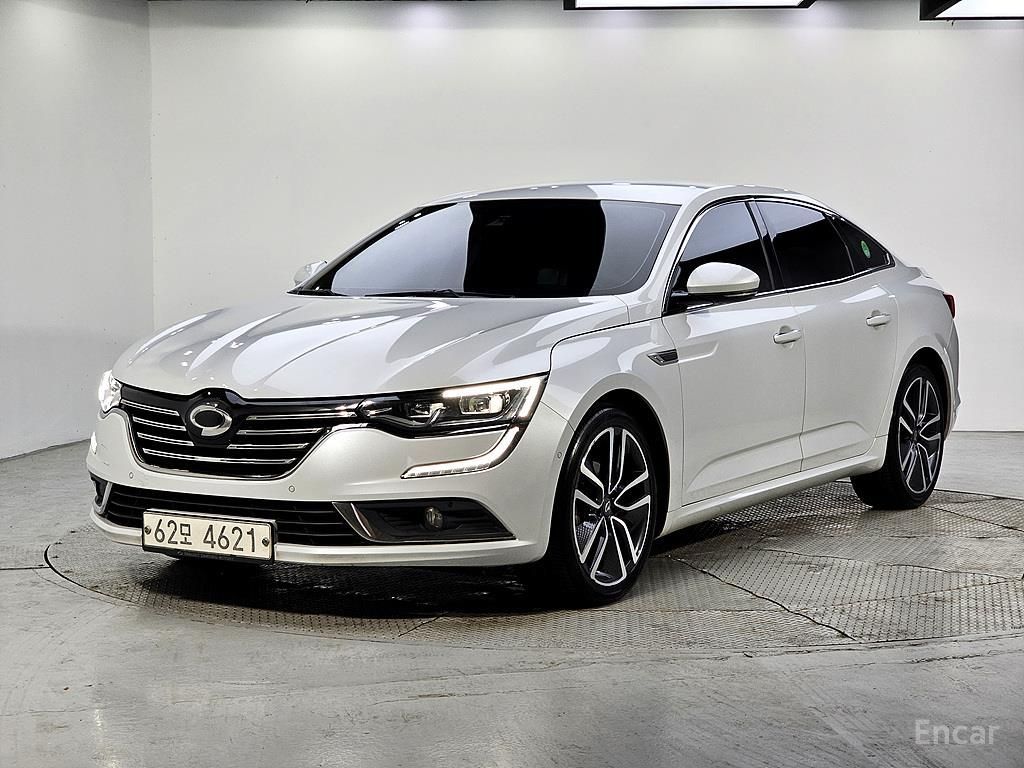 Renault SM6