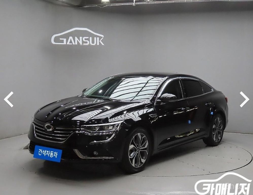 Renault SM6