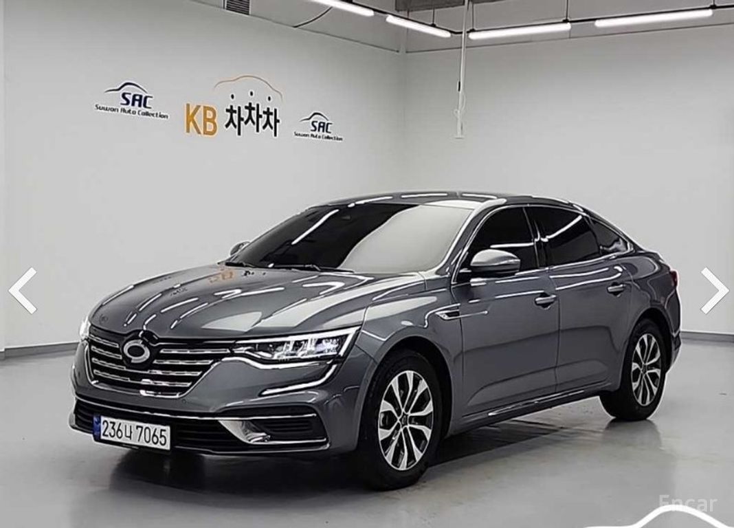 Renault SM6