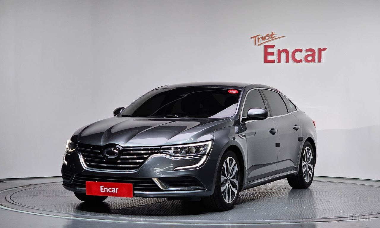Renault SM6