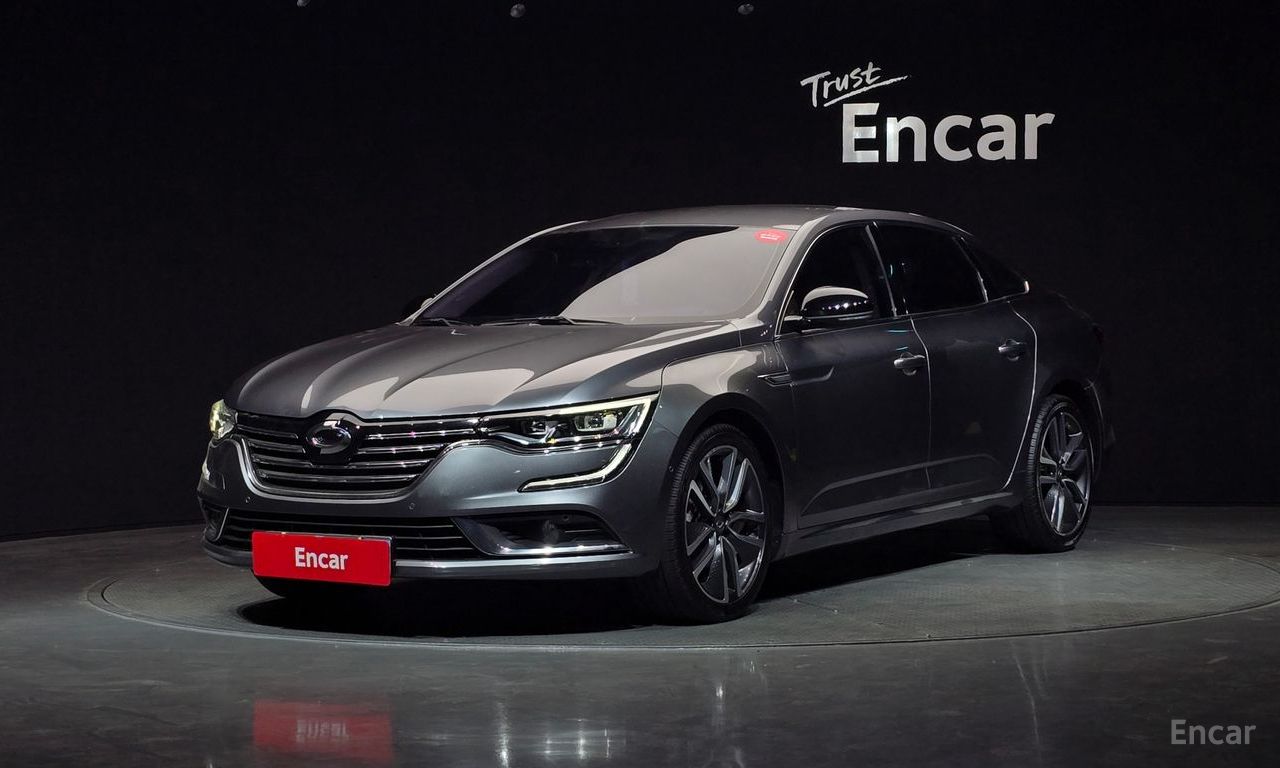 Renault SM6