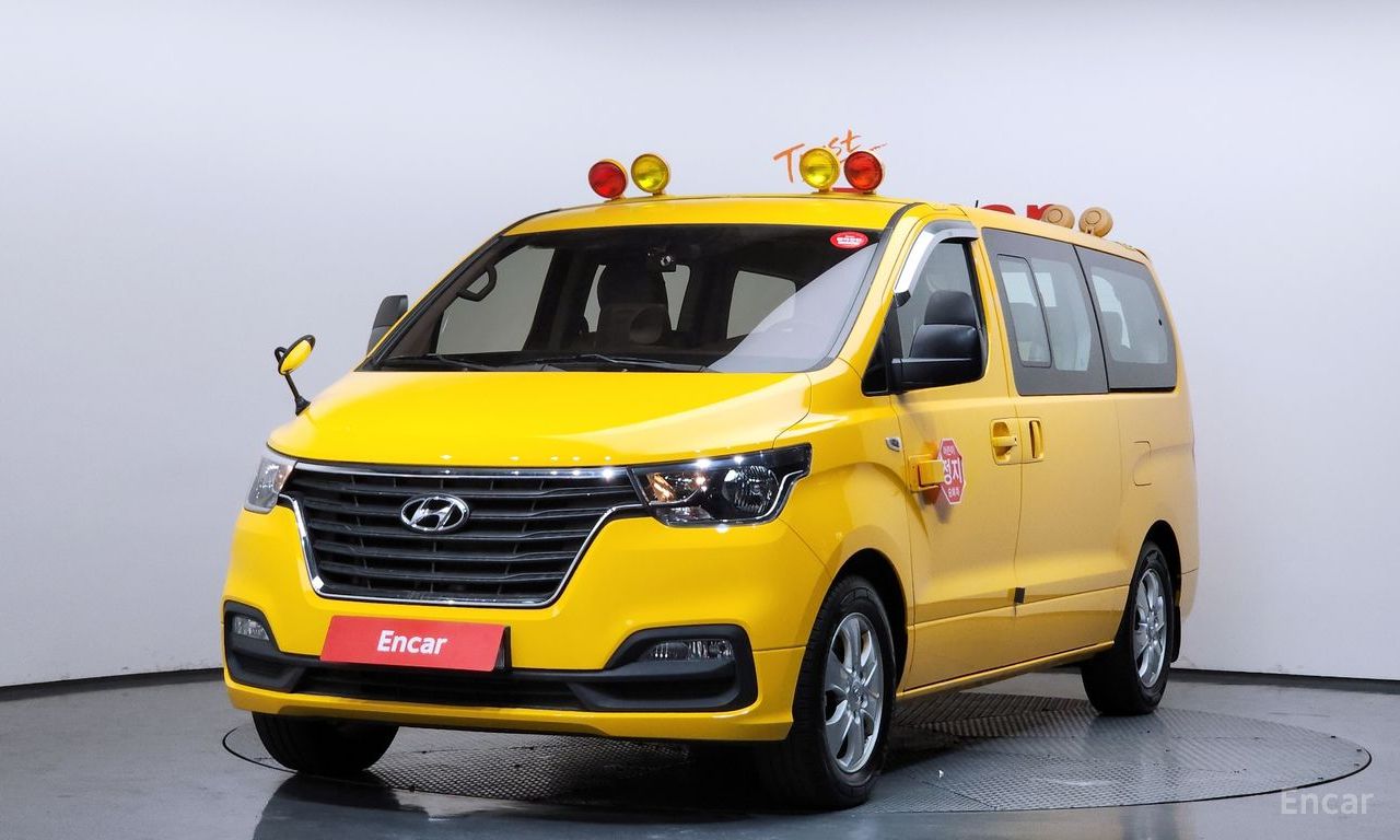 Hyundai Starex