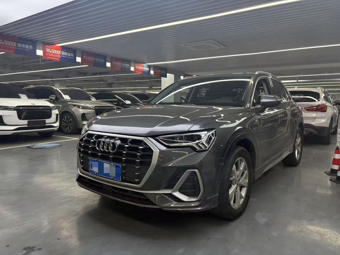 Audi Q3