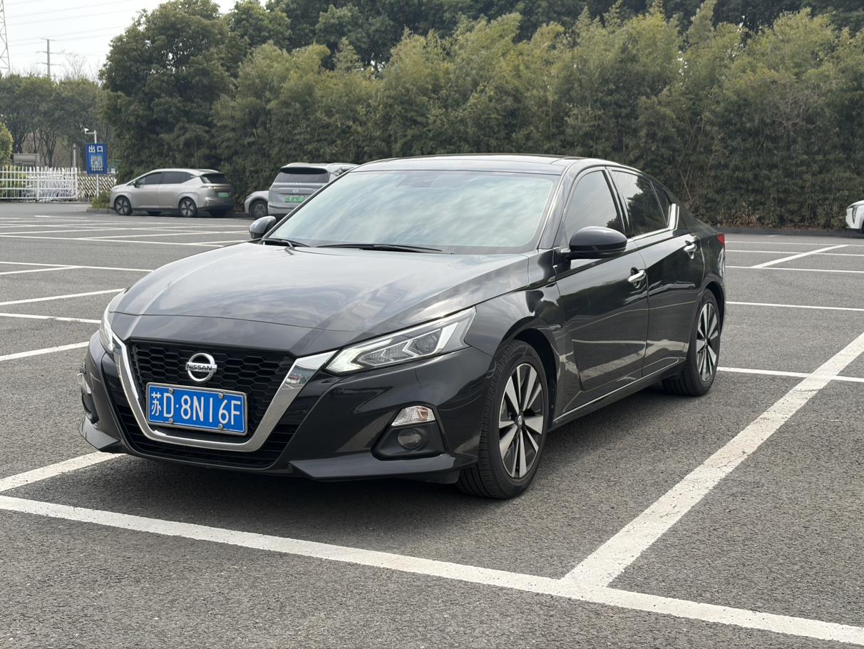 Nissan Altima