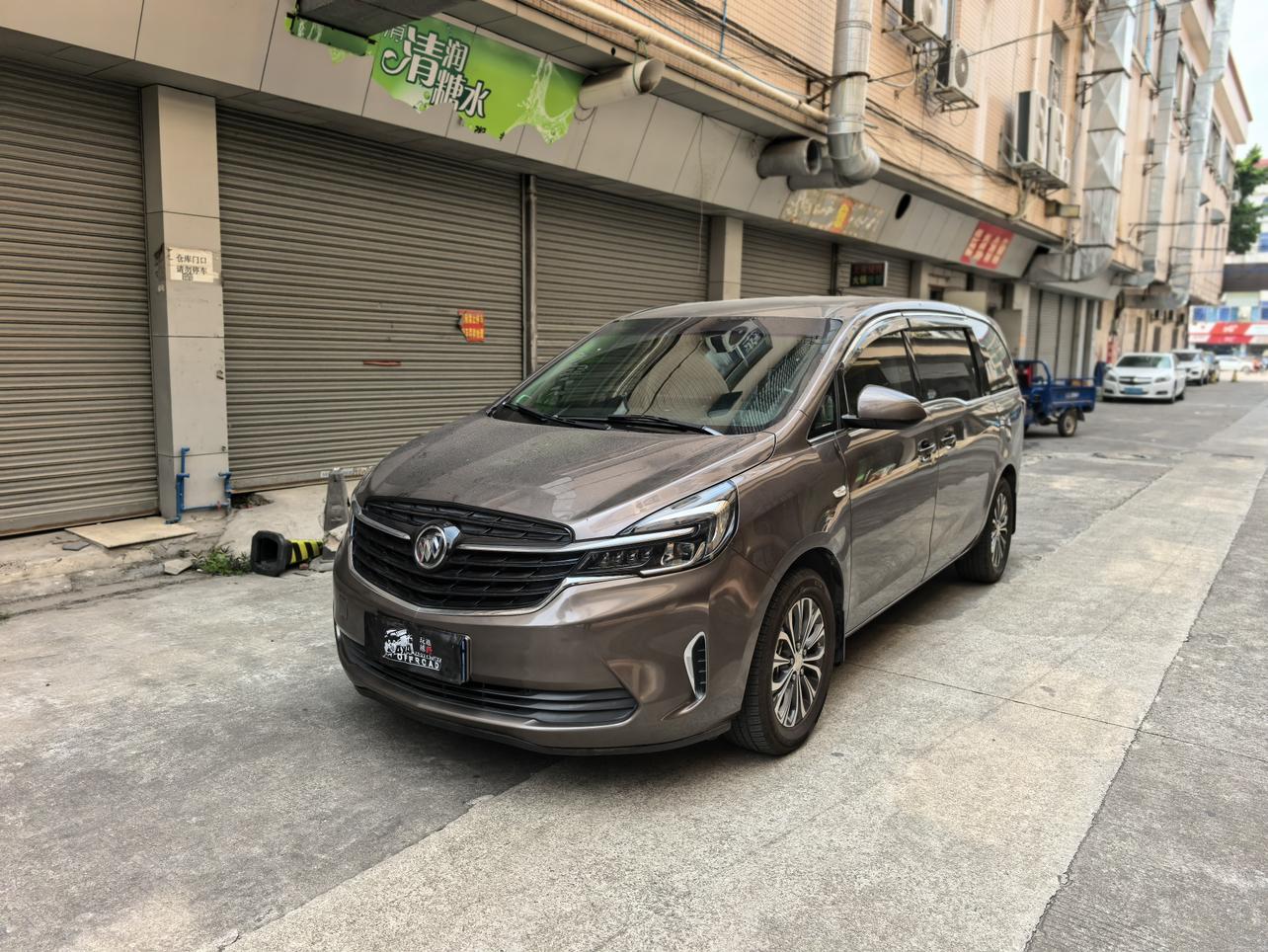 Buick GL8