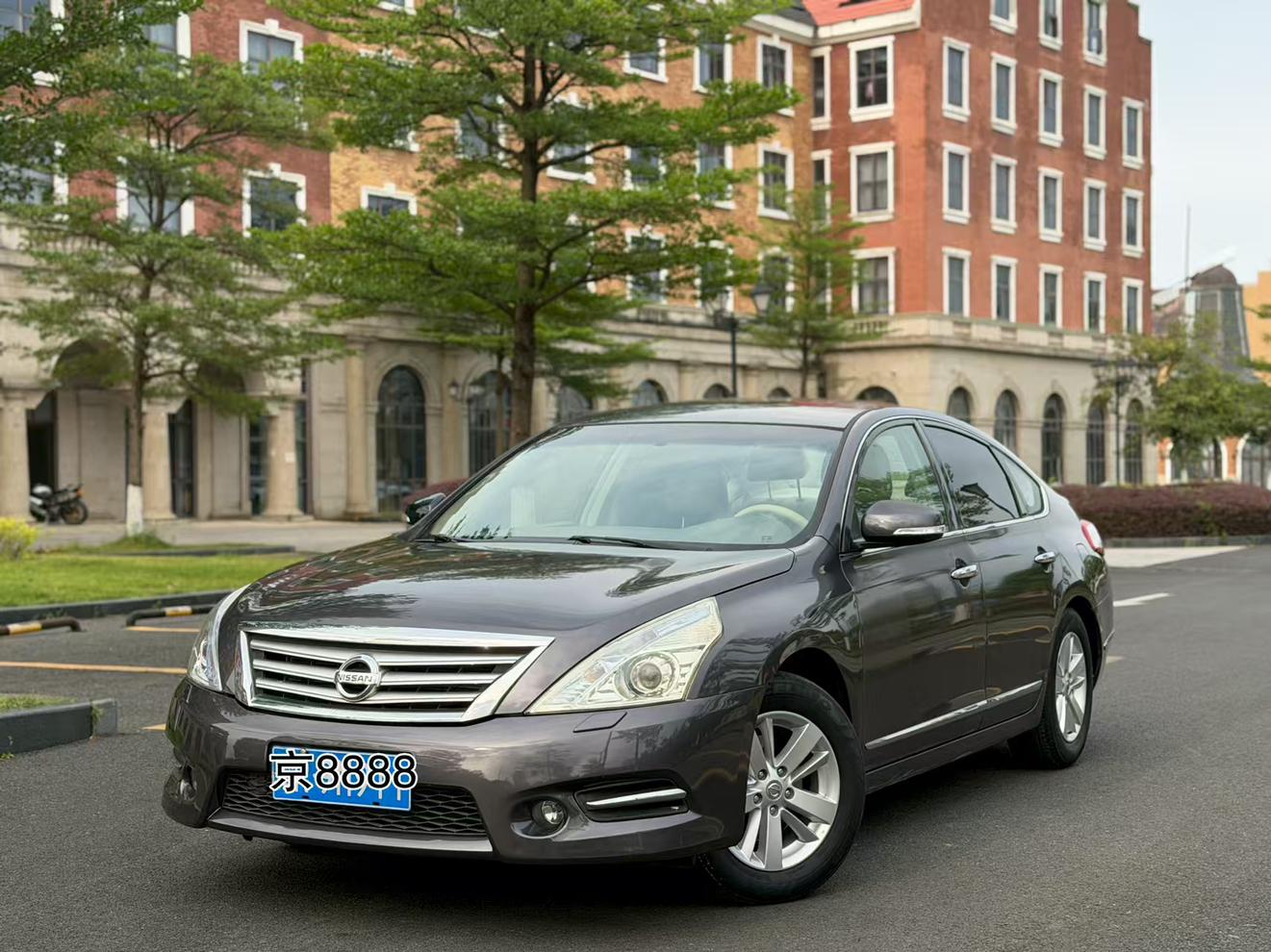 Nissan Altima
