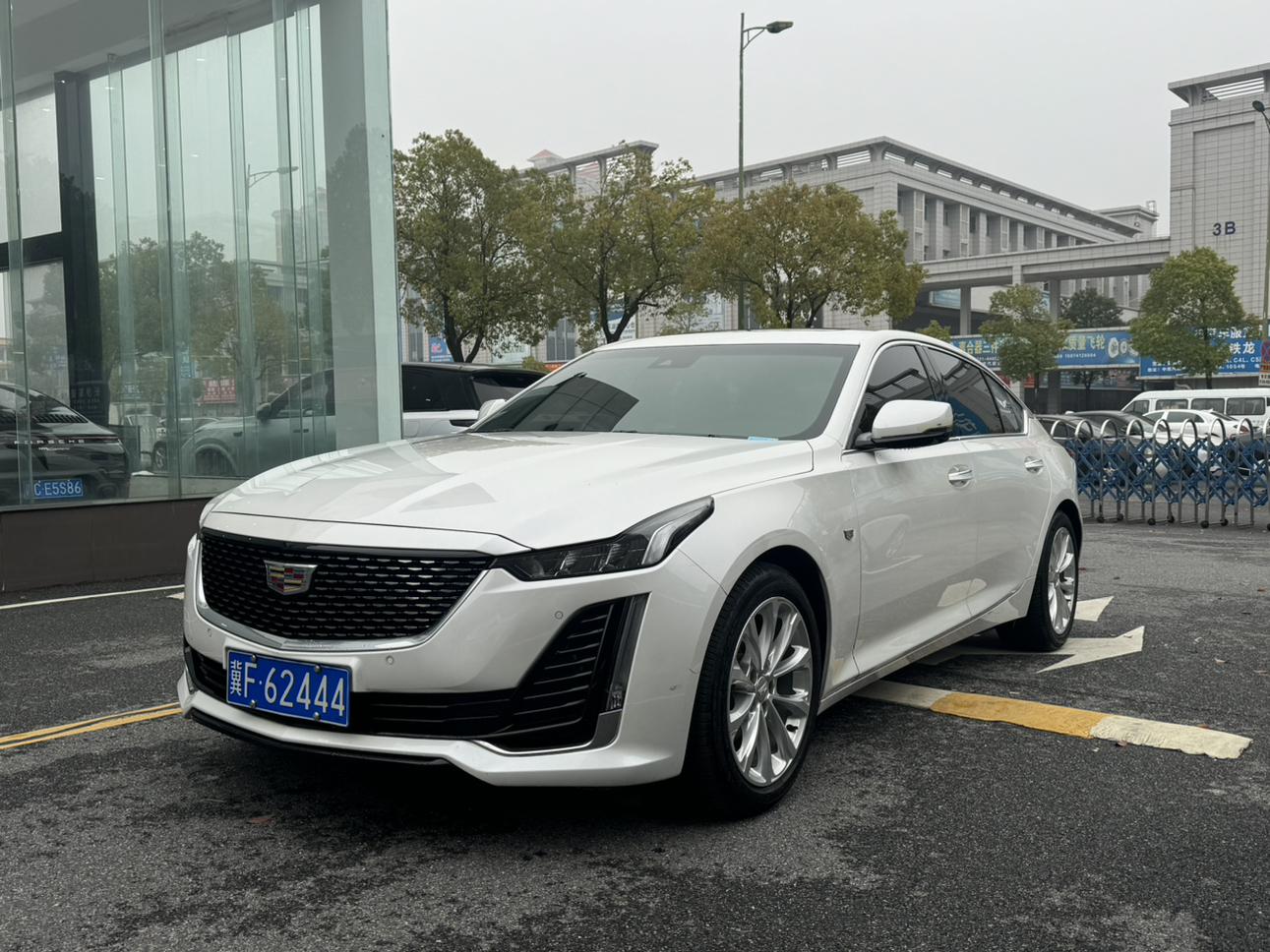 Cadillac CT5